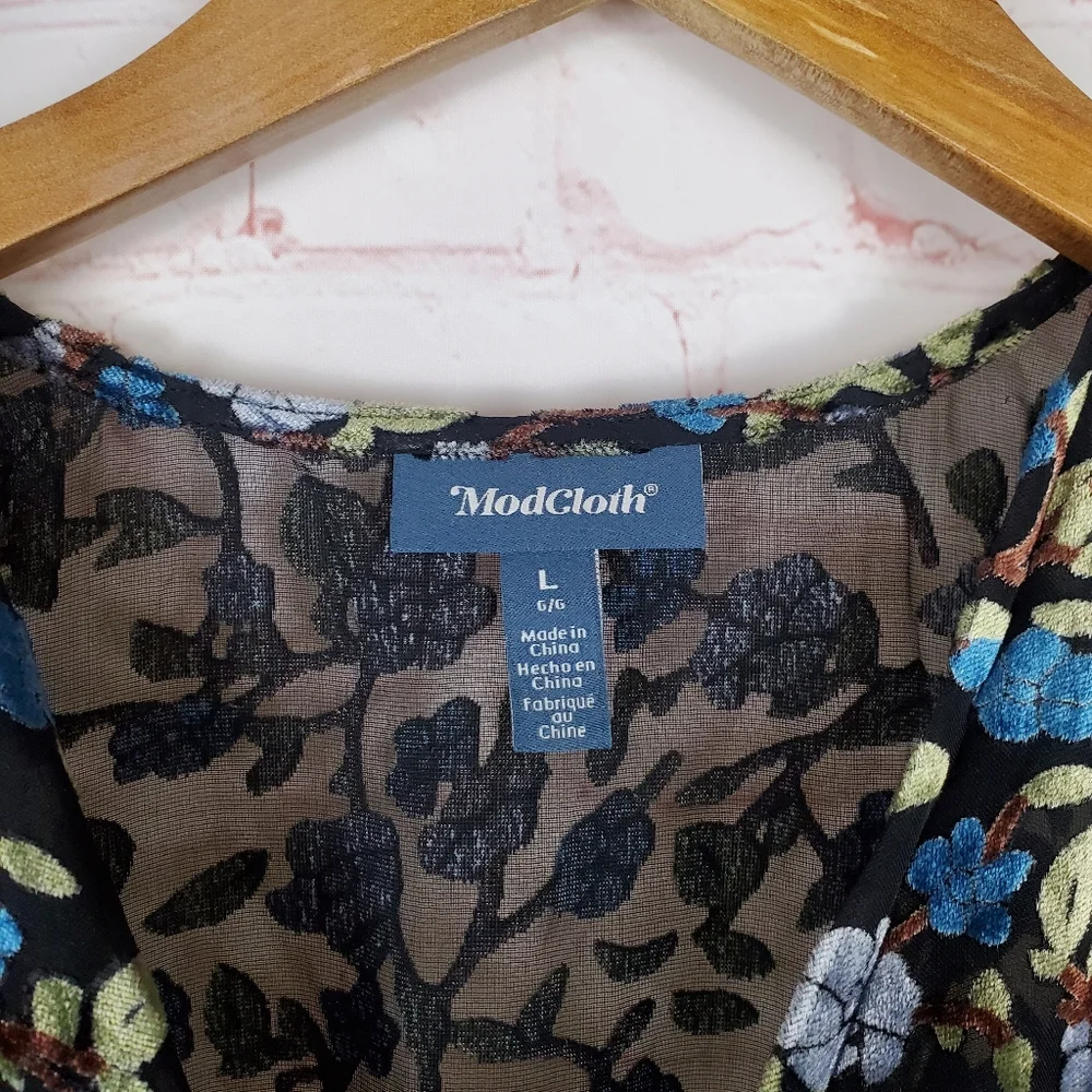 NEW Modcloth Dramatic Depths Velvet Dress Sz L Black Floral $119 Sheath Batwing